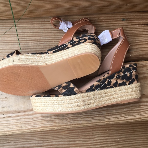 🐆Steven by Steve Madden Leopard espadrilles🐆 - Picture 11 of 12